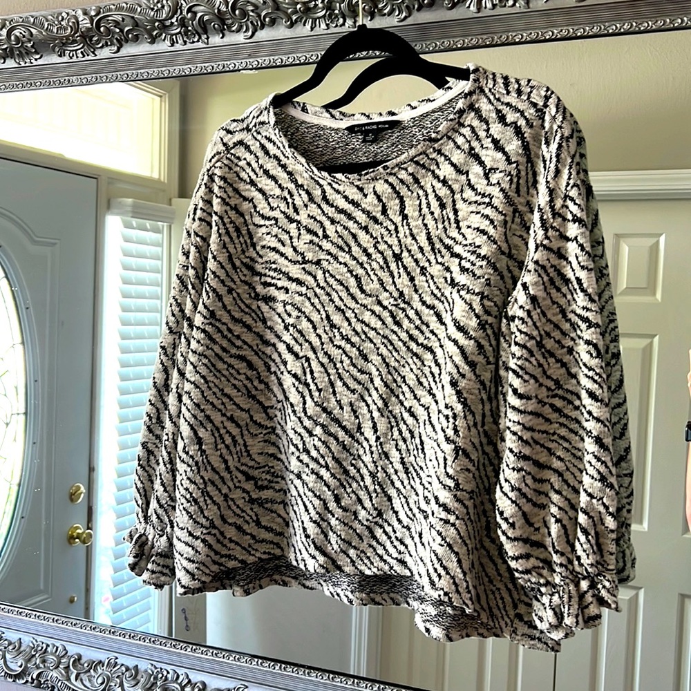 Zac & Rachel zebra top